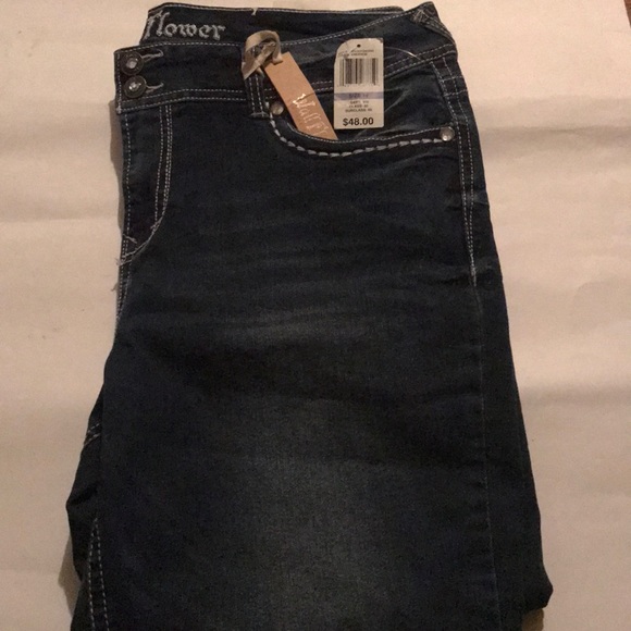 Wallflower Pants - Vintage Wallflower short jeans size 18